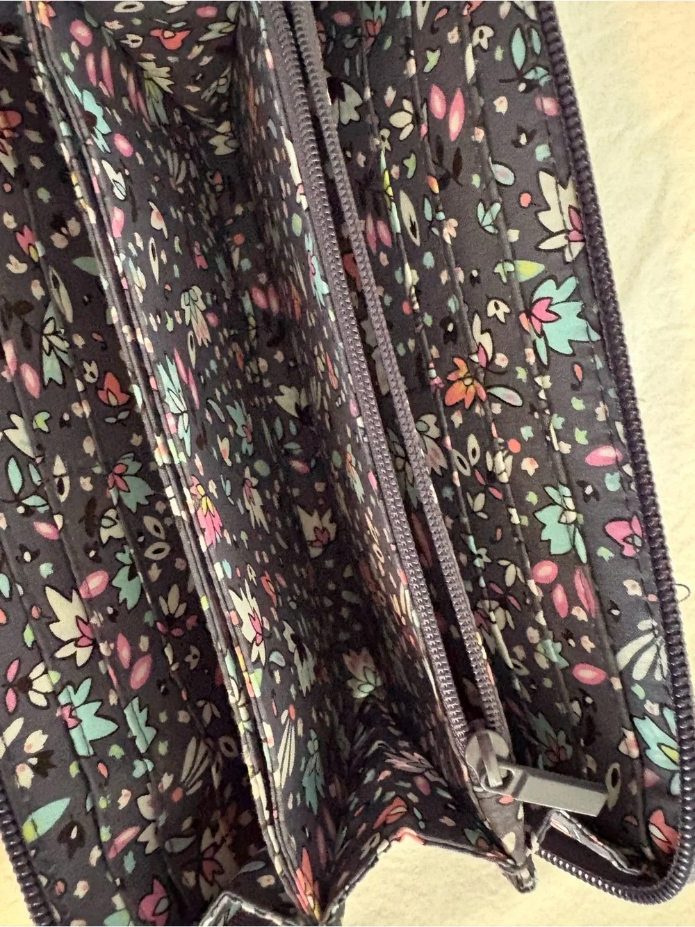 Vera Bradley Quilted Zip Wallet in Bonbon Medallion Print Paisley Floral